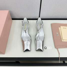 Picture of Miumiu Shoes _SKUMiuMiusz35-40SD060418192